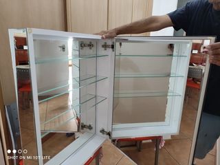 Espejo camerino con luz y estante