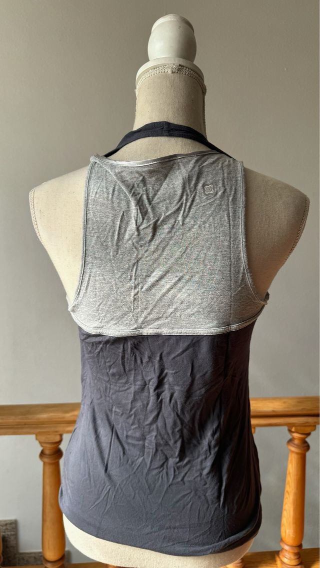 camiseta cruzada de deporte - M