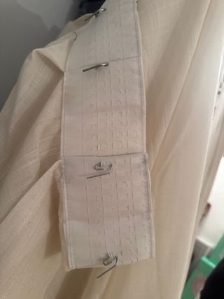 Cortina lino crudo con bordado floral