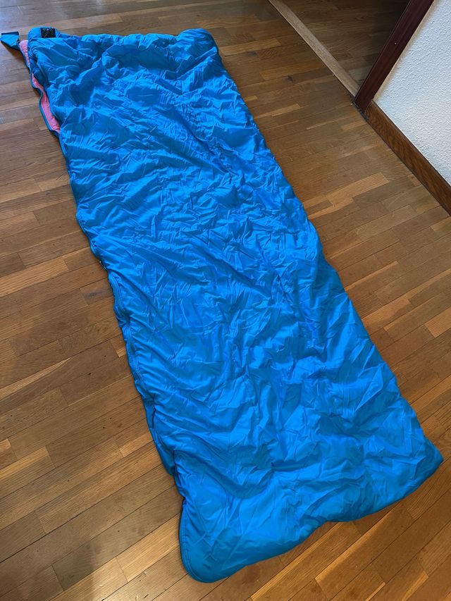 Saco de dormir azul y rosa