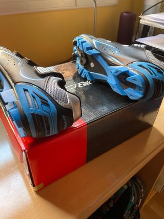 Zapatillas Ciclismo B-Pro T42+Calas SPD SM-SH51