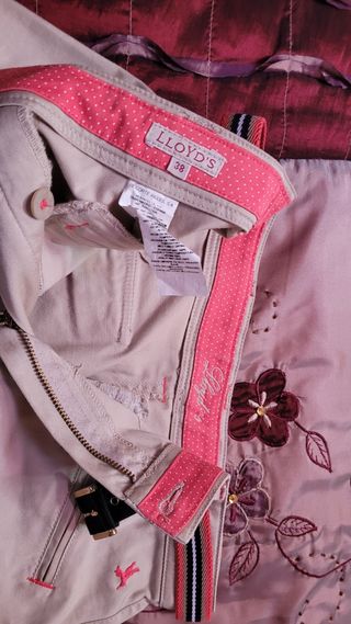 Falda Lloyd's beige con cinturón