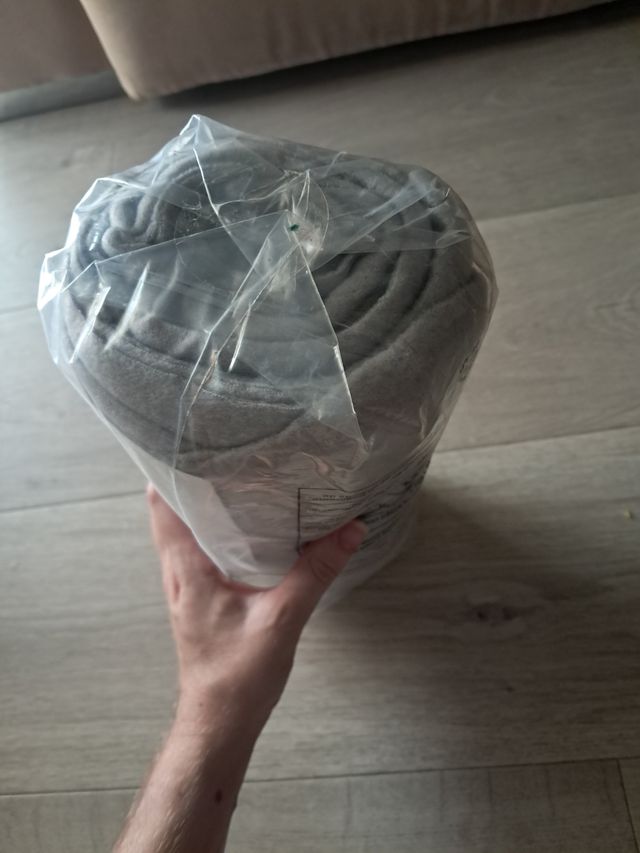 Manta BASIC poliéster gris 120x160 cm