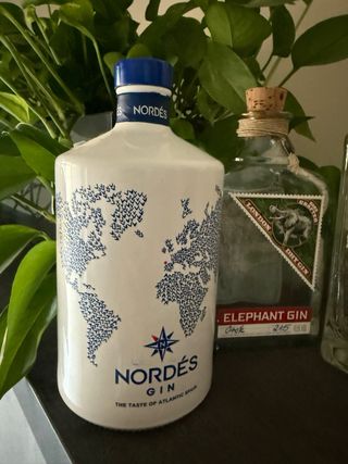 4 Bottiglie vuote Gin
per collezionisti