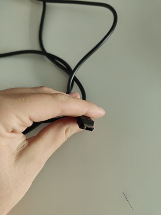 Cable USB para MP3/MP4 y Cámara