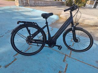 Bicicleta Eléctrica Negra