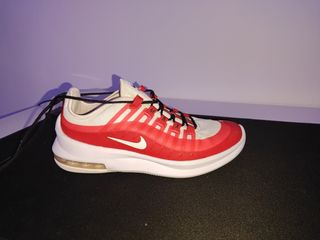 Zapatillas Nike Air Max Rojas y Blancas