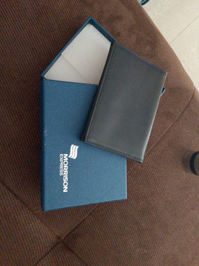 Tarjetero de piel negro Morrison Express