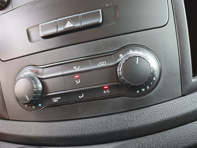 Mercedes-Benz Vito TOURER 180 CDI 9Plazas 