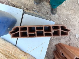 Bovedilla cerámica hueca