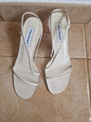 Sandalias Pilar Burgos Beige