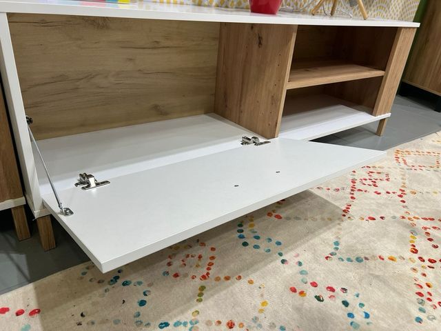 Mueble TV blanco y madera