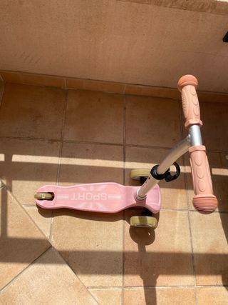 Patinete infantil 3-6 años con luces