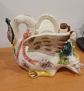 Botijo antiguo de porcelana de Valencia