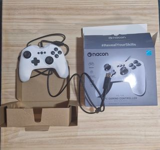 Mando Nacon GC-100 PC Gaming Controller