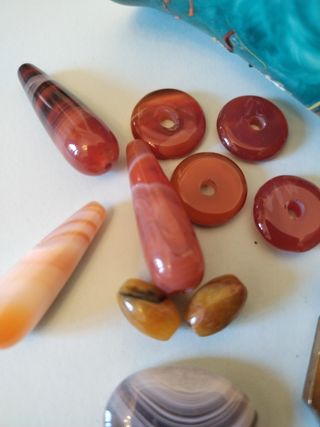 12 elementi agata rossa e grigia