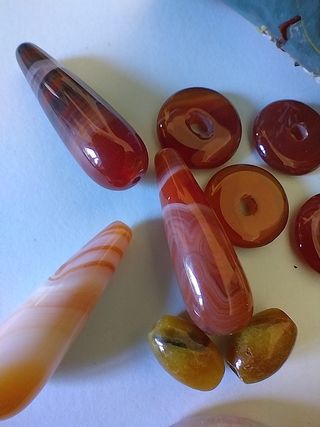 12 elementi agata rossa e grigia