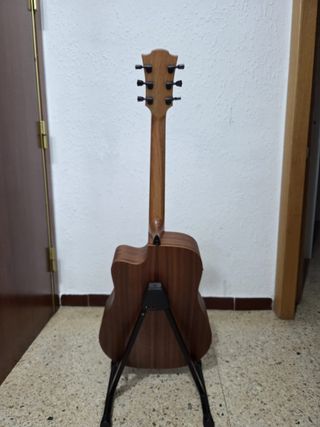 Guitarra Electroacústica LAG Dreadnought