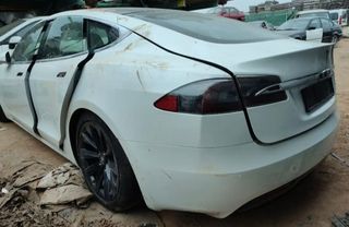 Despiece Tesla Model S