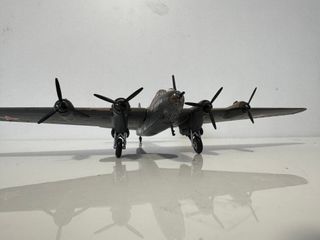 Avión bombardero URSS Peltyakov P0-8 1/144 Altaya