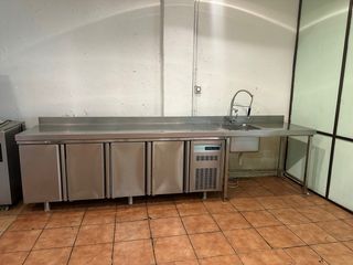 Bajo mostrador con fregadero de acero inoX CORECO