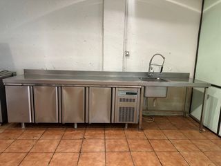 Bajo mostrador con fregadero de acero inoX CORECO