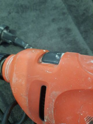 Taladro Percutor Black & Decker Naranja