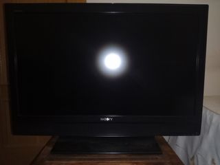 Televisor Sony Bravía 38 pulgadas Negro . Le falta