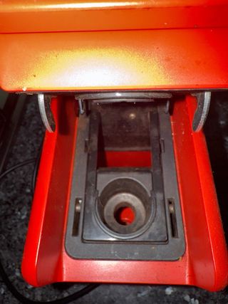 Cafetera Illy Y3.3 Roja

valorado en 105€ nuevo