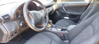 Mercedes-Benz Clase C 2005