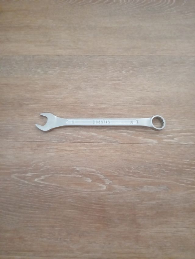 Llave inglesa 18mm DIN 3113