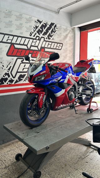 Honda CBR 600 RR (pc40)