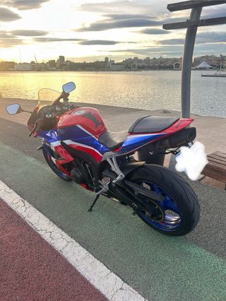 Honda CBR 600 RR (pc40)