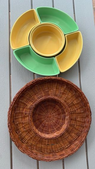 Antipastiera ceramica con cesto vimini