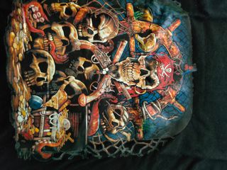 Camiseta Negra Talla M con Diseño Pirata