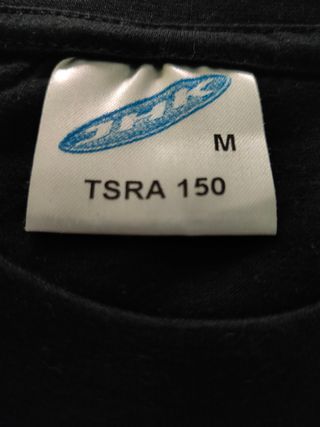 Camiseta Negra Talla M con Diseño Pirata