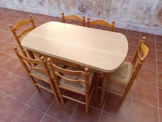 Mesa extensible madera + 6 sillas