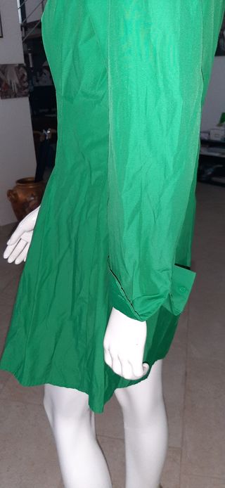 Abito verde con cintura intreccio