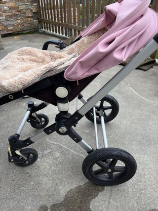 Bugaboo Camaleón 3 con capazo y accesorios
