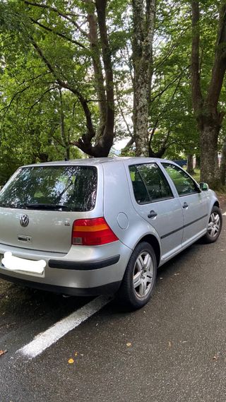 Volkswagen Golf 2002