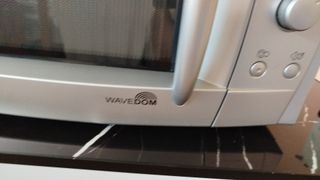 Microondas LG WaveDOM 850W 23L