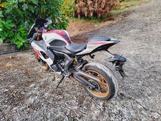 Yamaha YZF R7 60 Aniversario