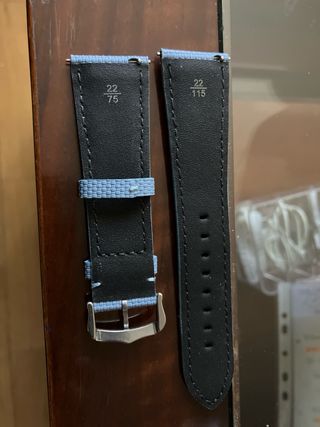 Correa de reloj azul claro 22 mm