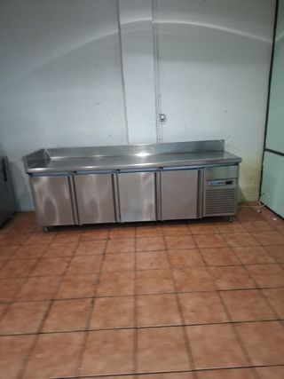 Bajo mostrador refrigerado acero inox 4 puertas