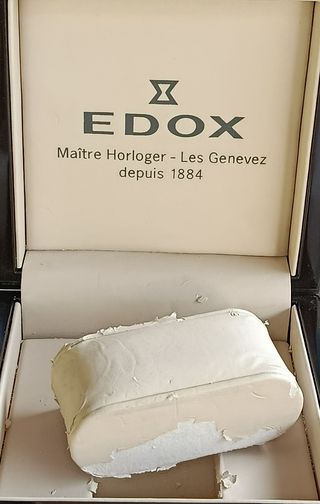 Reloj Edox Hombre. Nuevo