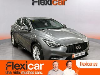 Infiniti Q30 2.2D PREMIUM 7DCT