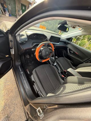 Peugeot 2008 2021