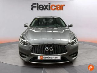 Infiniti Q30 2.2D PREMIUM 7DCT