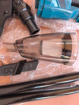 Aspiradora Inalámbrica con Accesorios