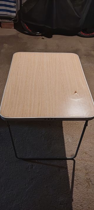 Mesa de camping plegable madera y metal